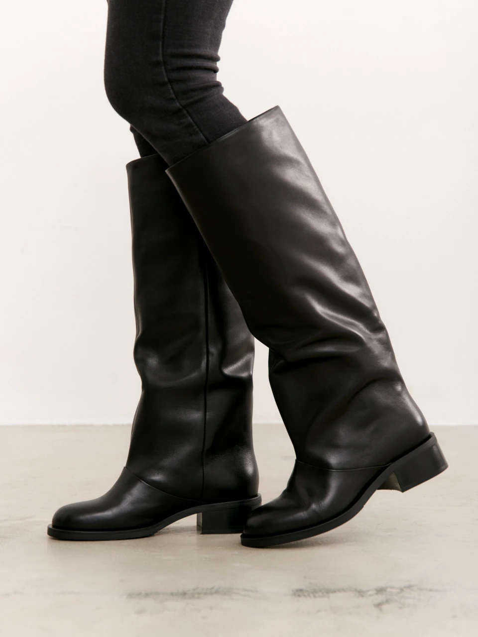 Сапоги "BLACK MINIMAL"