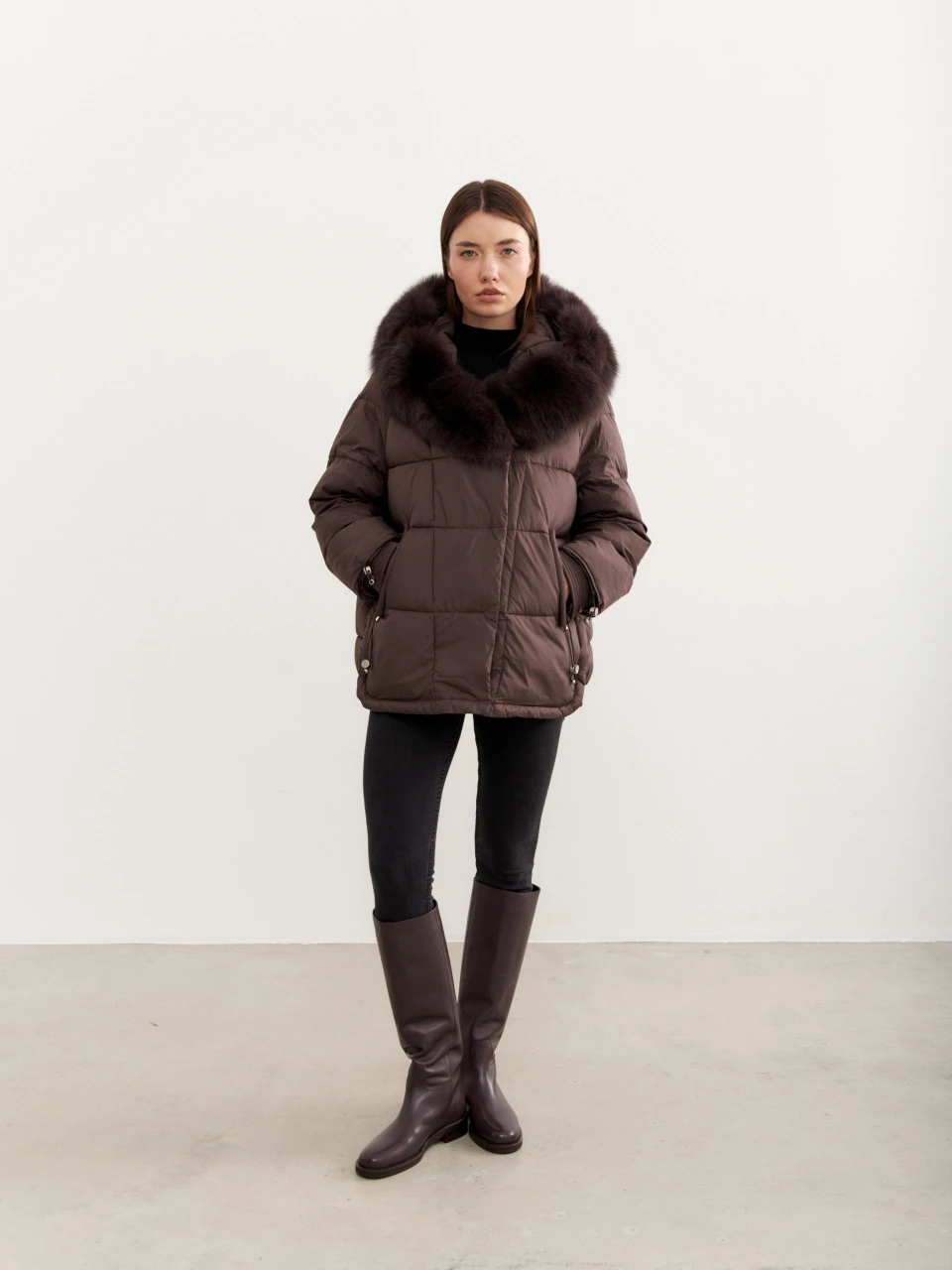 Пуховик "TAUPE WARMTH"