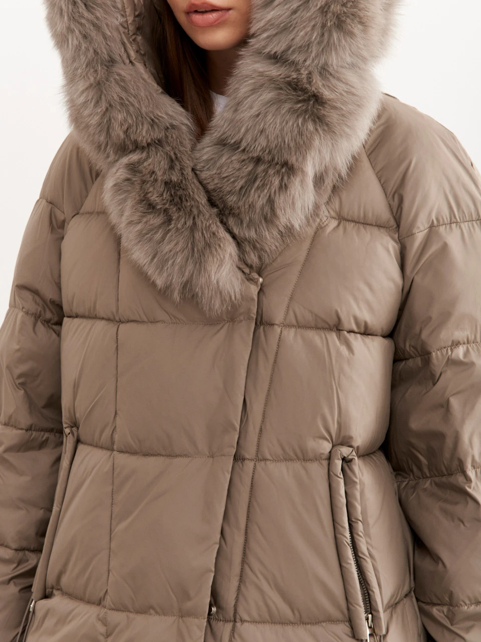 Пуховик "TAUPE WARMTH"