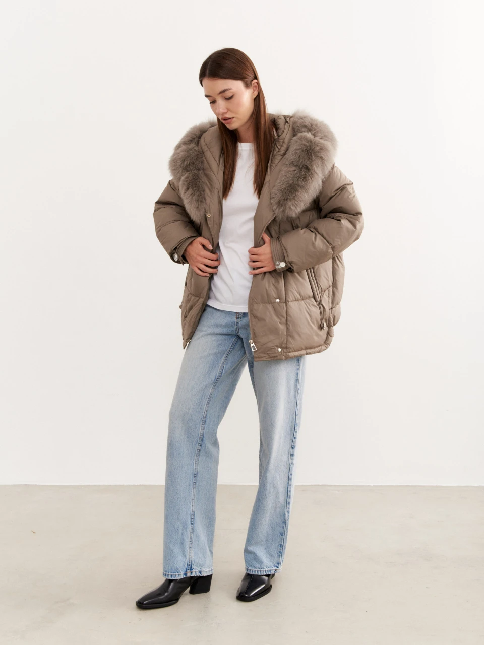 Пуховик "TAUPE WARMTH"