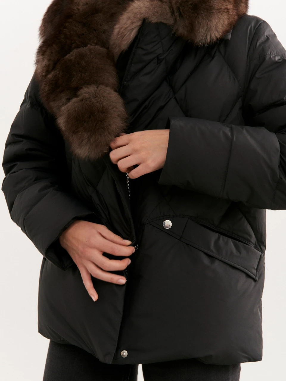 Пуховик "DARK ELEGANCE"