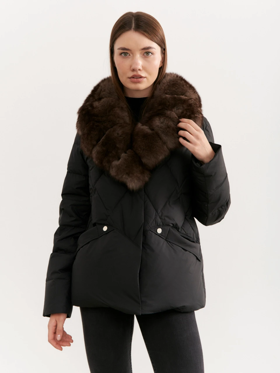 Пуховик "DARK ELEGANCE"